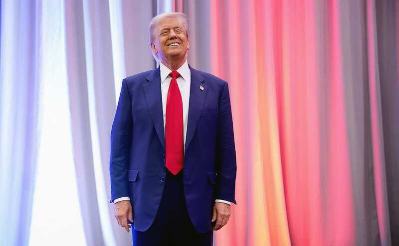 Дональд Трамп объявил Голливуду торговую войну
