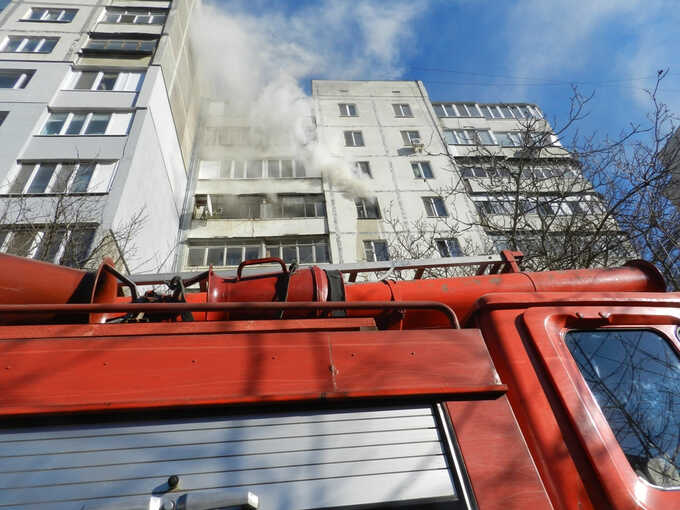 В Одессе горела новостройка, погиб человек