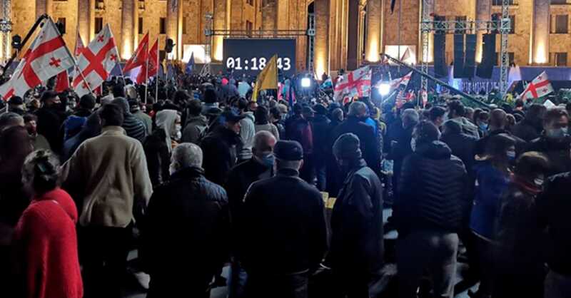 В Тбилиси оппозиция собирается провести митинг в знак протеста против результатов парламентских выборов